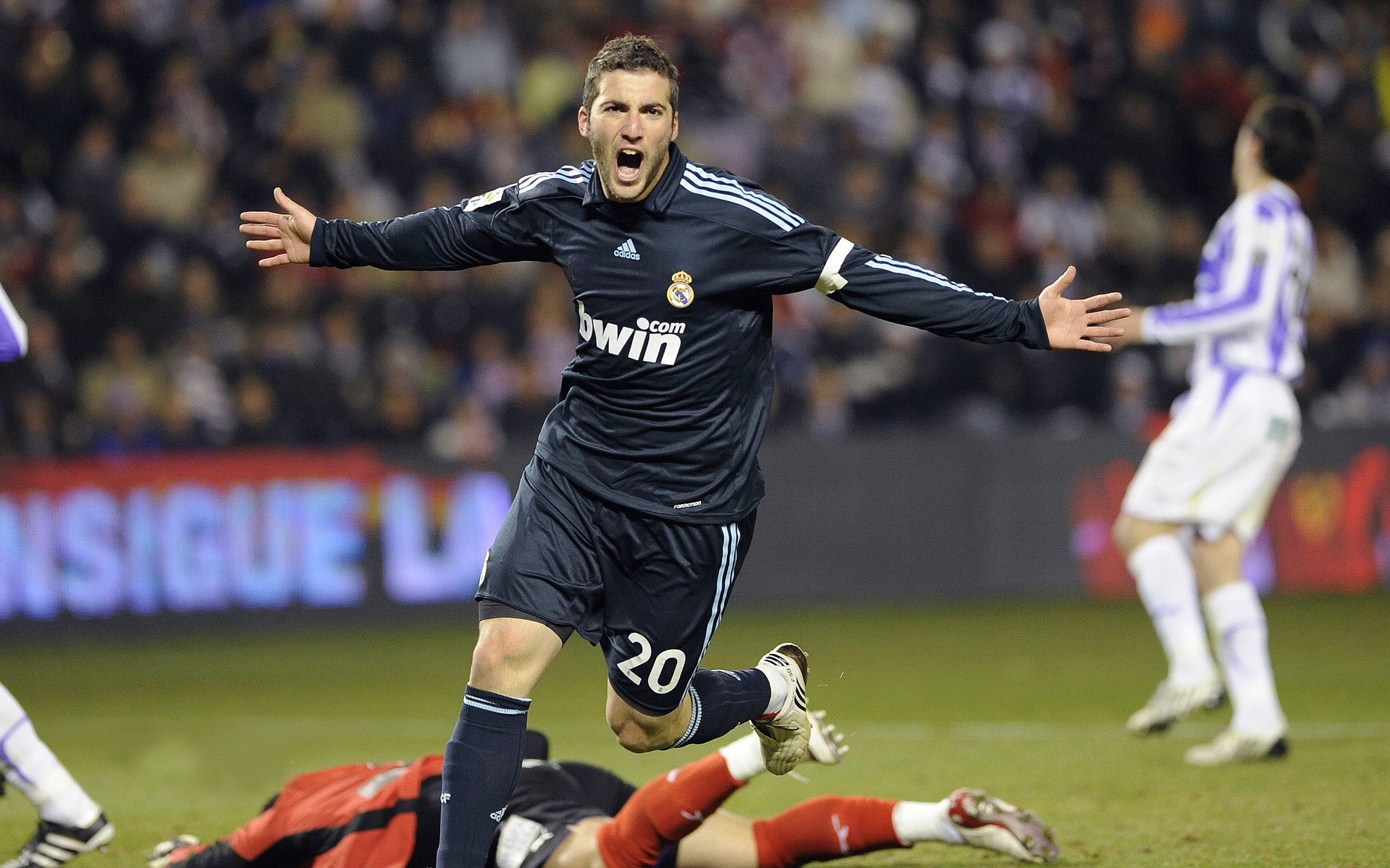 湖人总经理接受专访，详解球队建队思路，nba湖人总经理